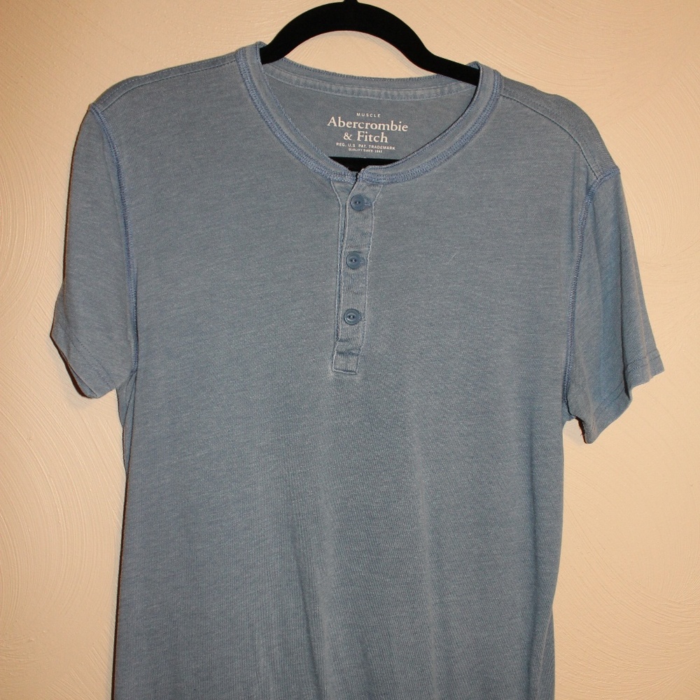 Abercrombie and Fitch Small Short Sleeve Henley